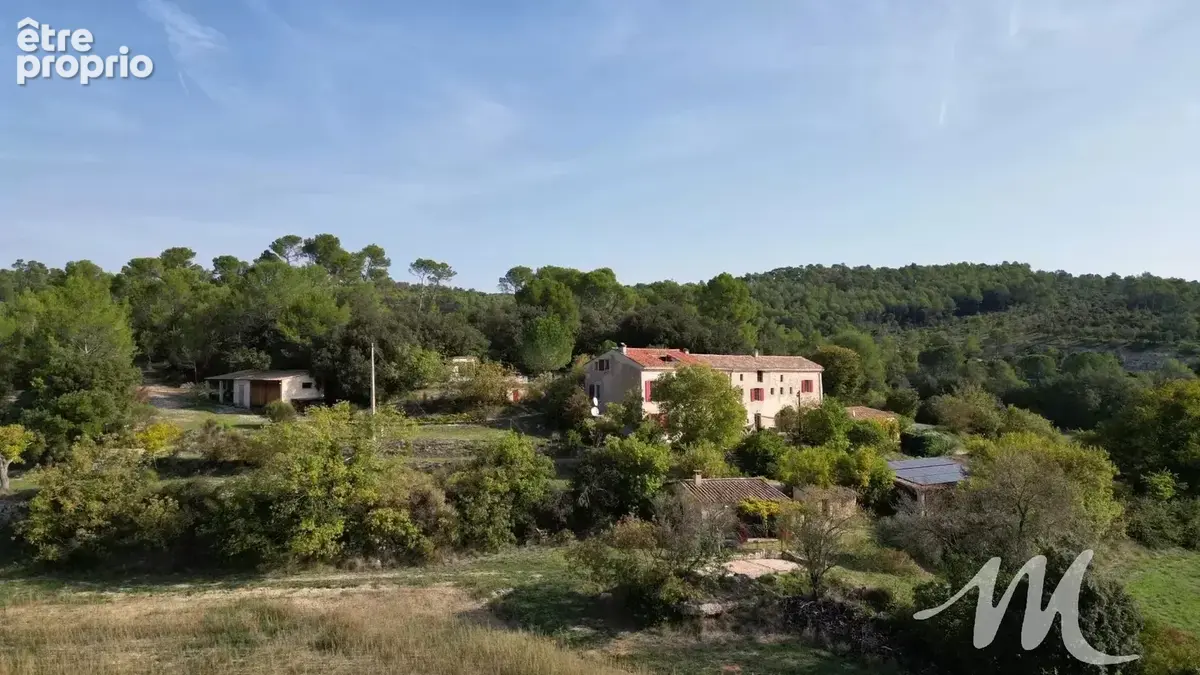Propriété d'exception à Barjols - Bastide 440 m² sur 8,89 ha, gîtes et chambres d'hôtes - photo 3