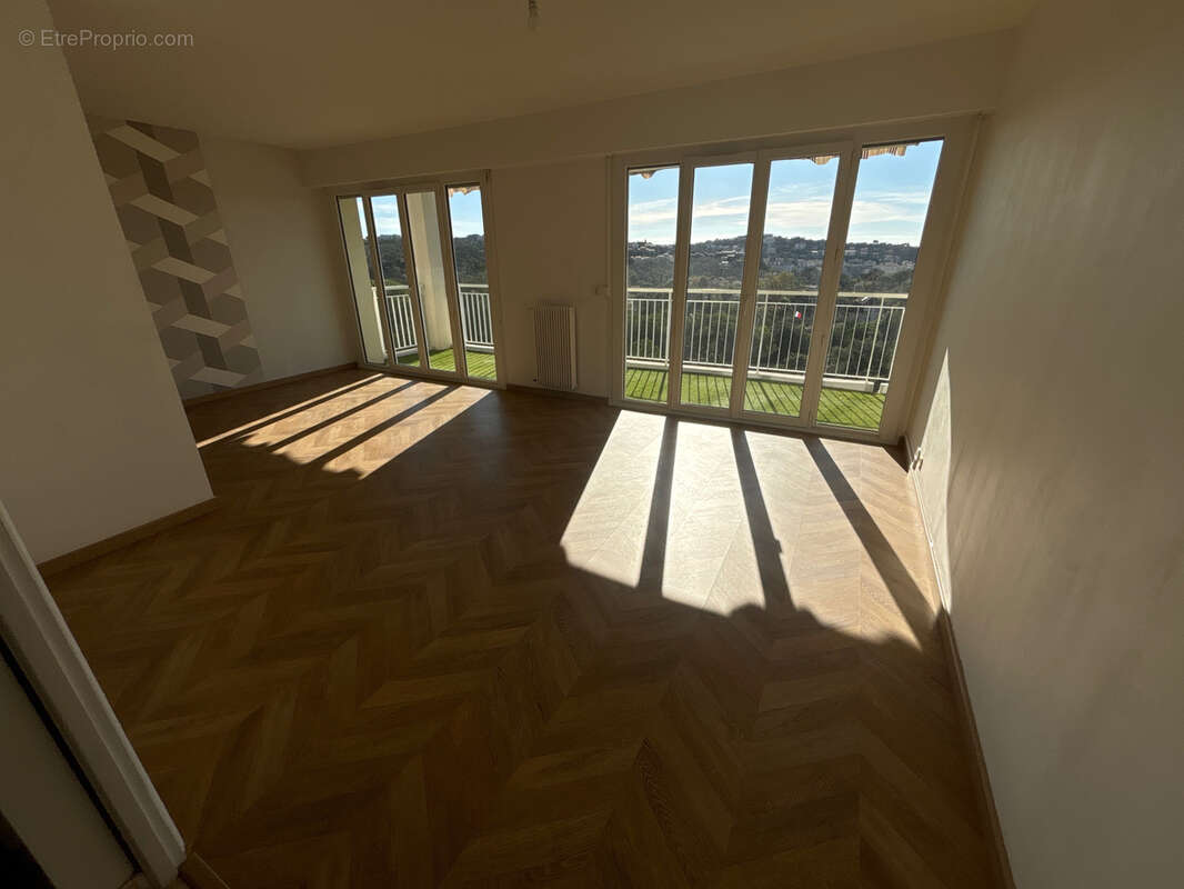 Appartement à SAINT-RAPHAEL