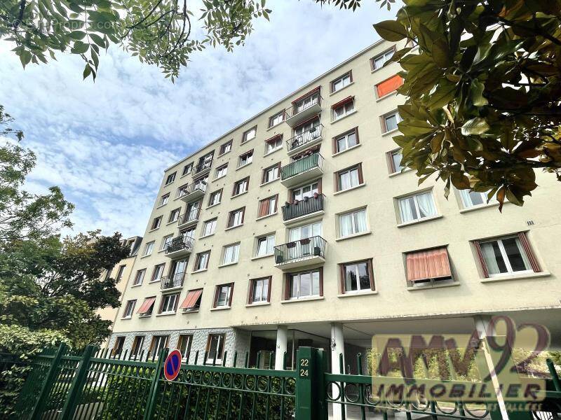 Parking à LA GARENNE-COLOMBES