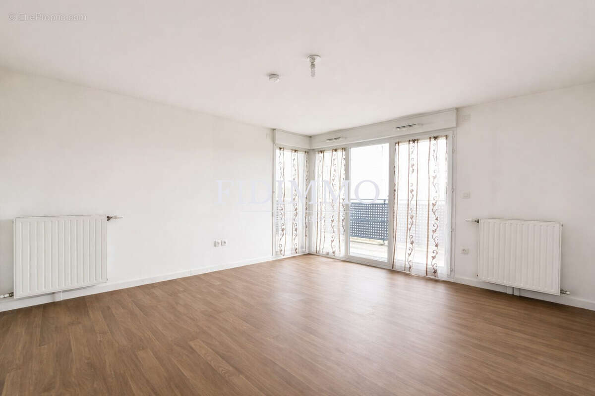 Appartement à CHENNEVIERES-SUR-MARNE