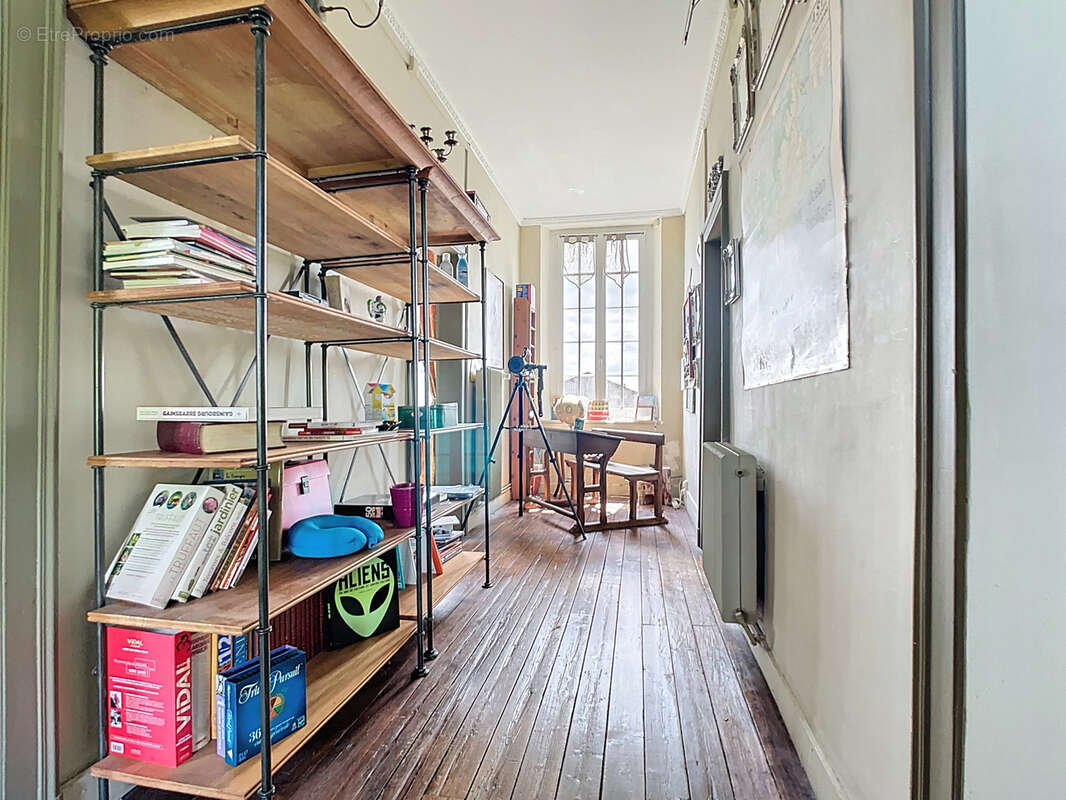 Maison à MONTMIRAIL