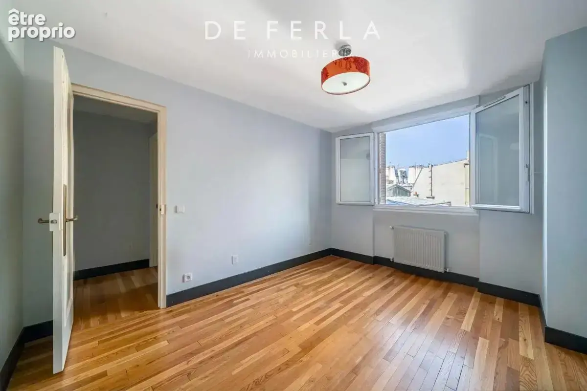 Paris XIVeme – Quartier Mairie:  Appartement familial avec quatre chambres : - photo 12