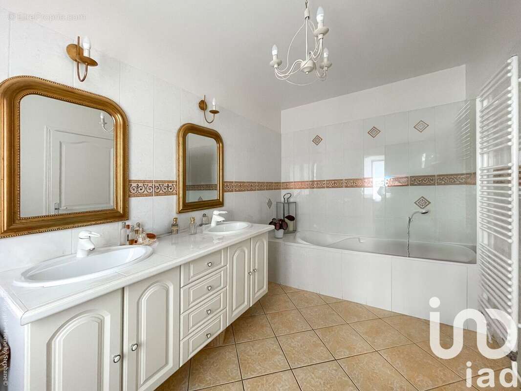 Photo 8 - Maison à MONTFORT-L&#039;AMAURY