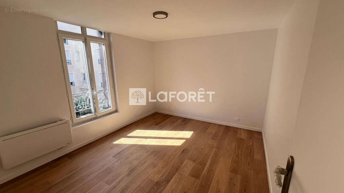 Appartement à BOIS-COLOMBES