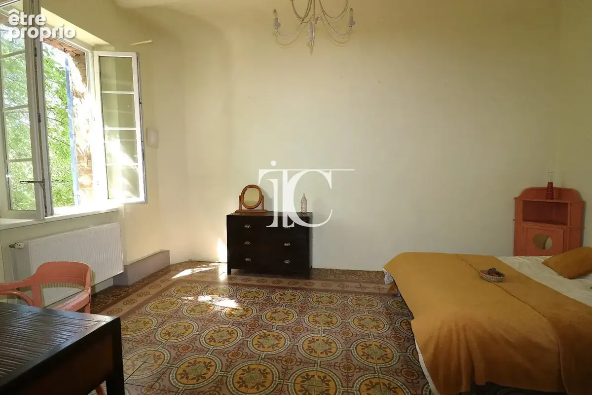 Maison ancienne de caractere avec piscine sur 3190m² de terrain - photo 6
