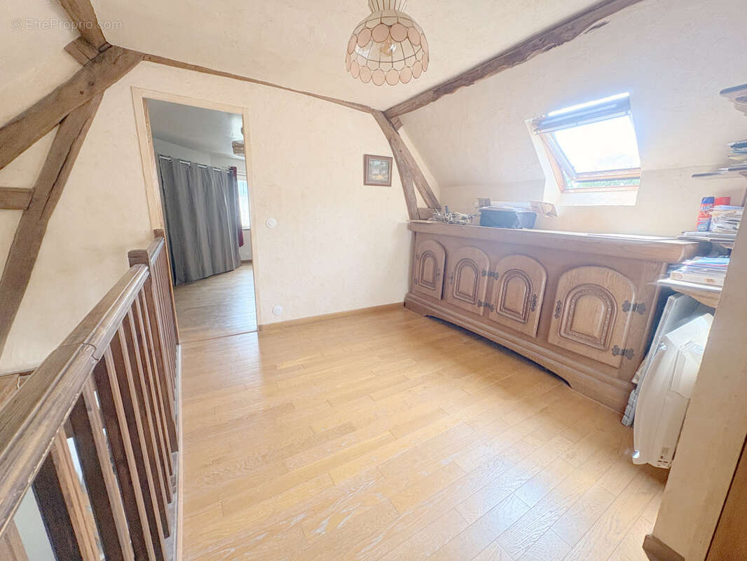 Maison à SAINTE-GENEVIEVE