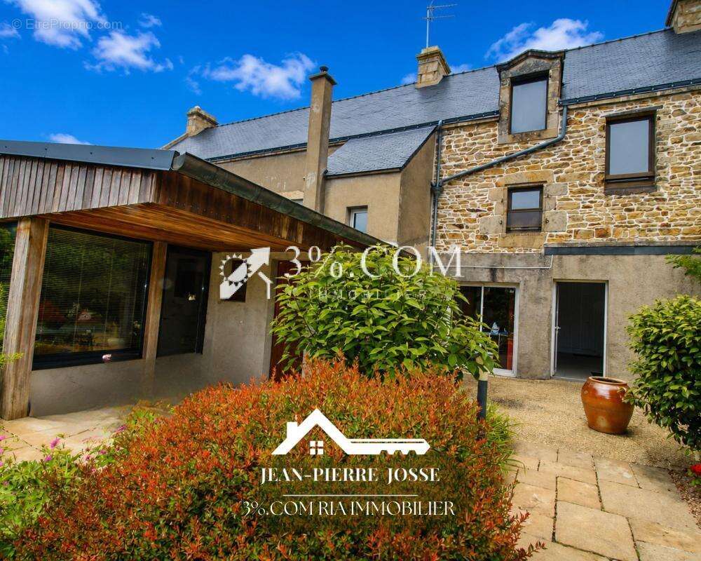 Maison à LOCOAL-MENDON