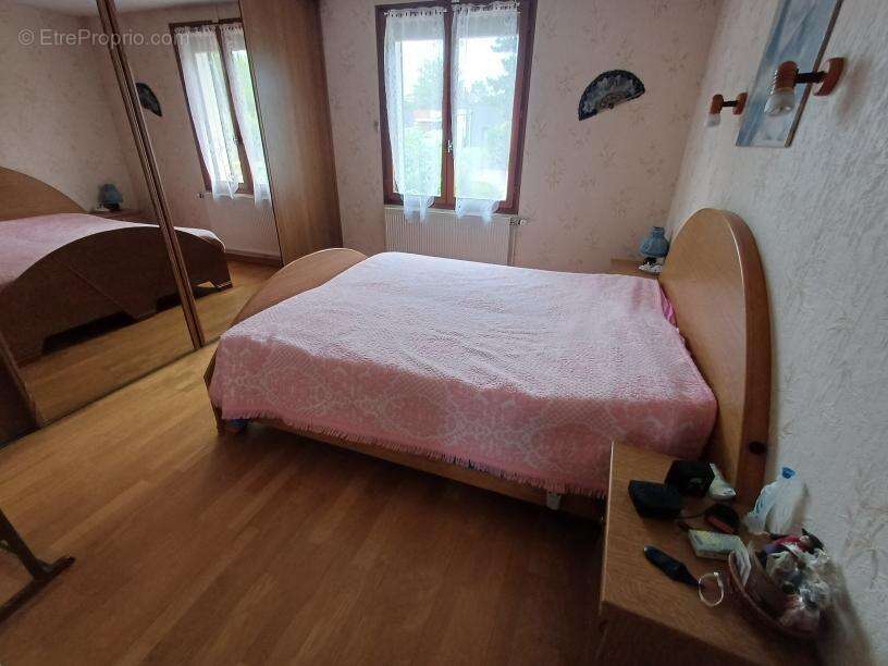 Maison 73 m² à Salouel  - photo 6
