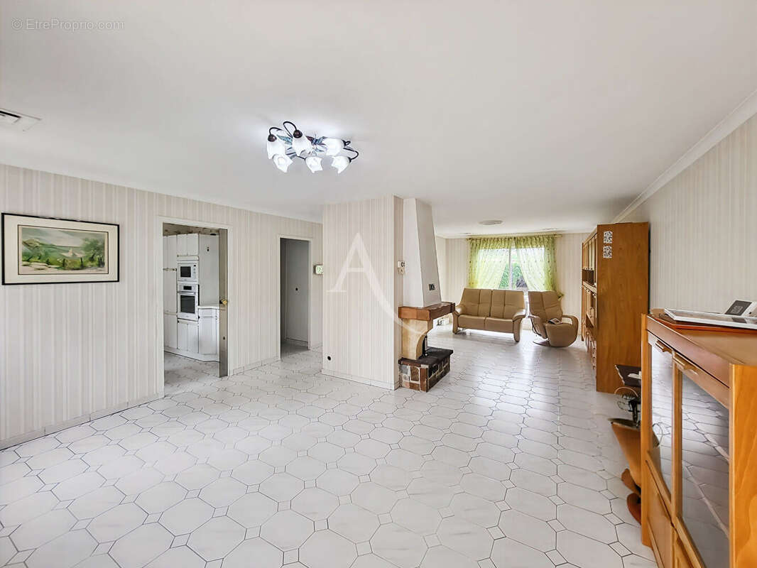 Maison à SAINT-GERMAIN-LAXIS