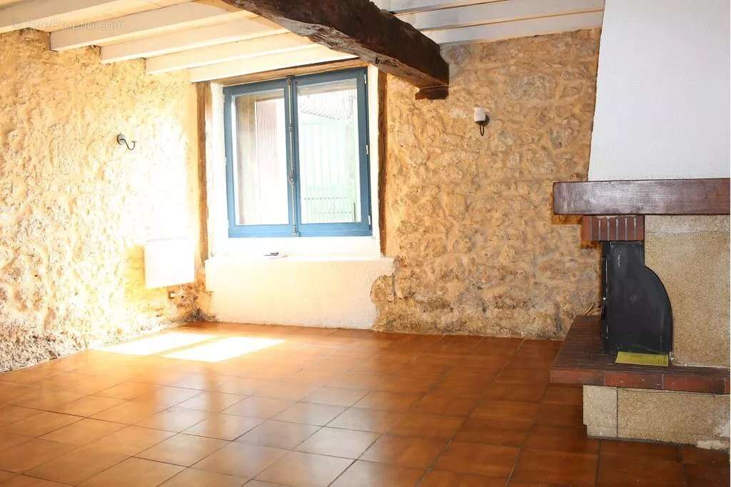 Maison à SAINT-CLAR