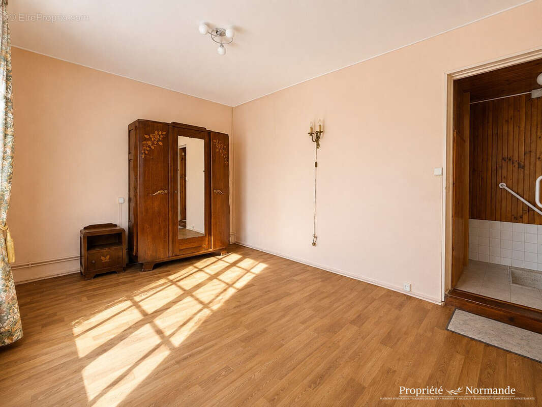 Maison 93 m² à Pont-Audemer  - photo 7
