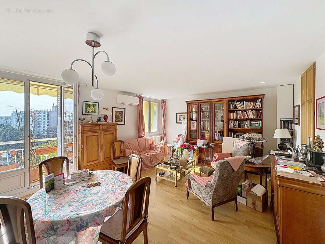 Appartement à CALUIRE-ET-CUIRE