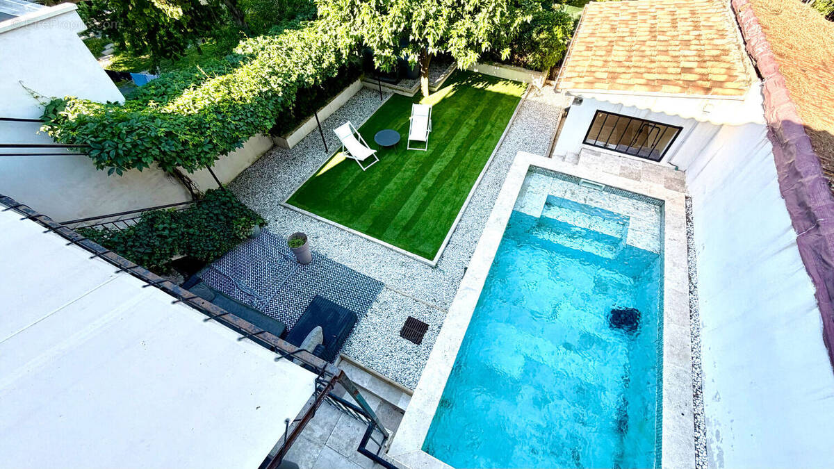 Maison à SORGUES