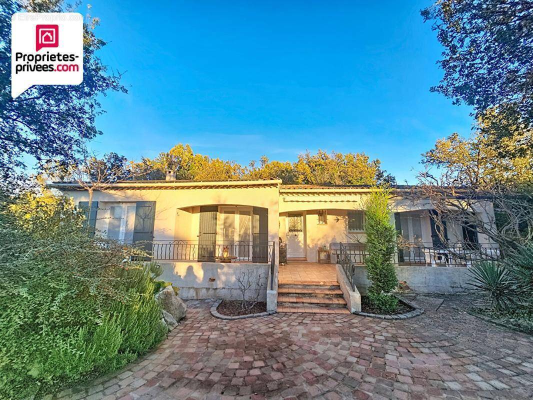 Maison à SAINT-CEZAIRE-SUR-SIAGNE