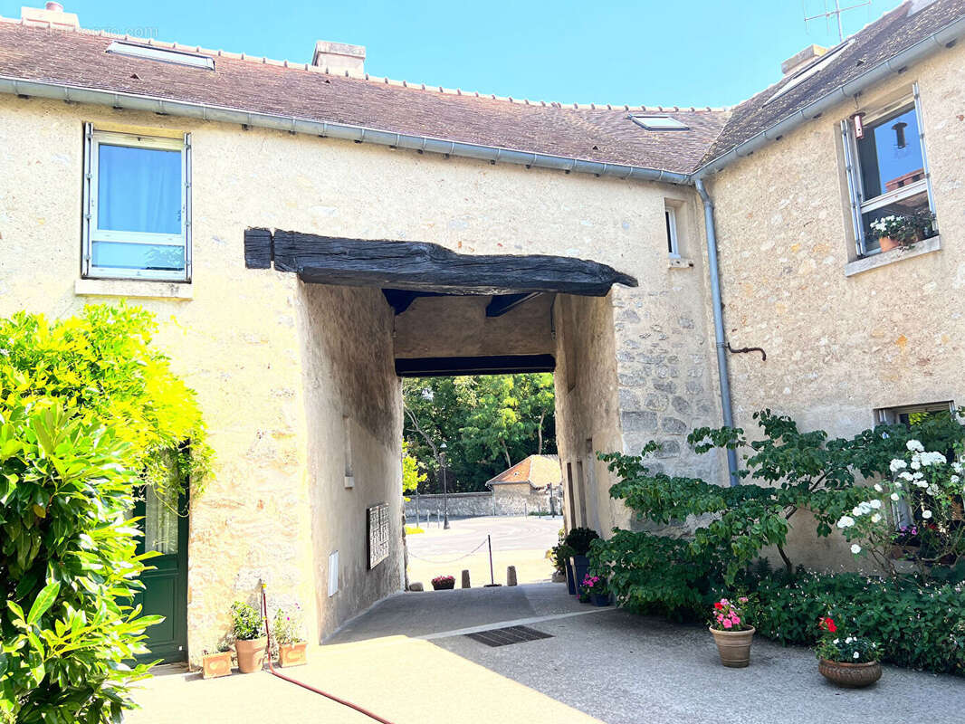 Appartement à SAINT-NOM-LA-BRETECHE