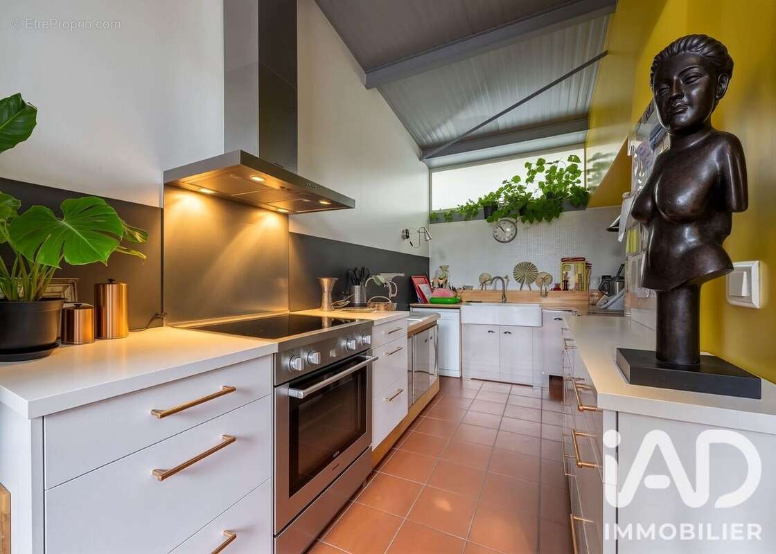 Maison 240 m² à Reims  - photo 6
