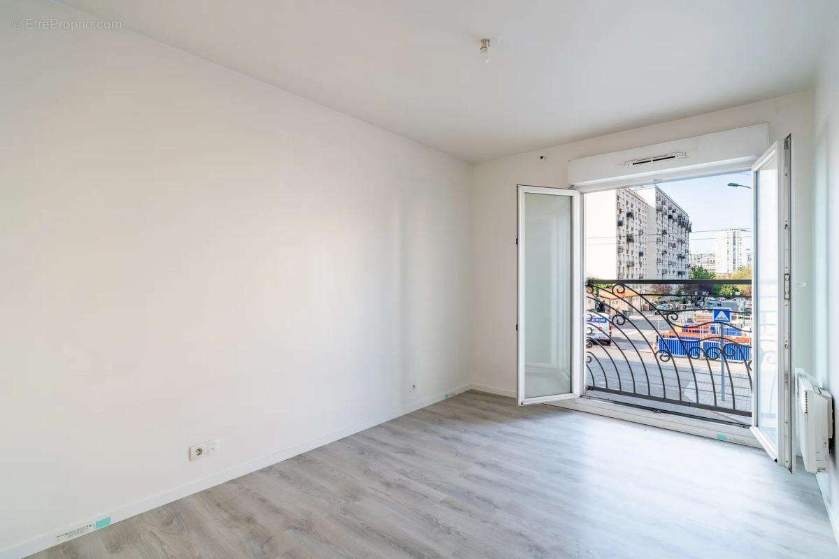 Appartement de 3 pièces de 55 m² à Épinay-sur-Seine - photo 5