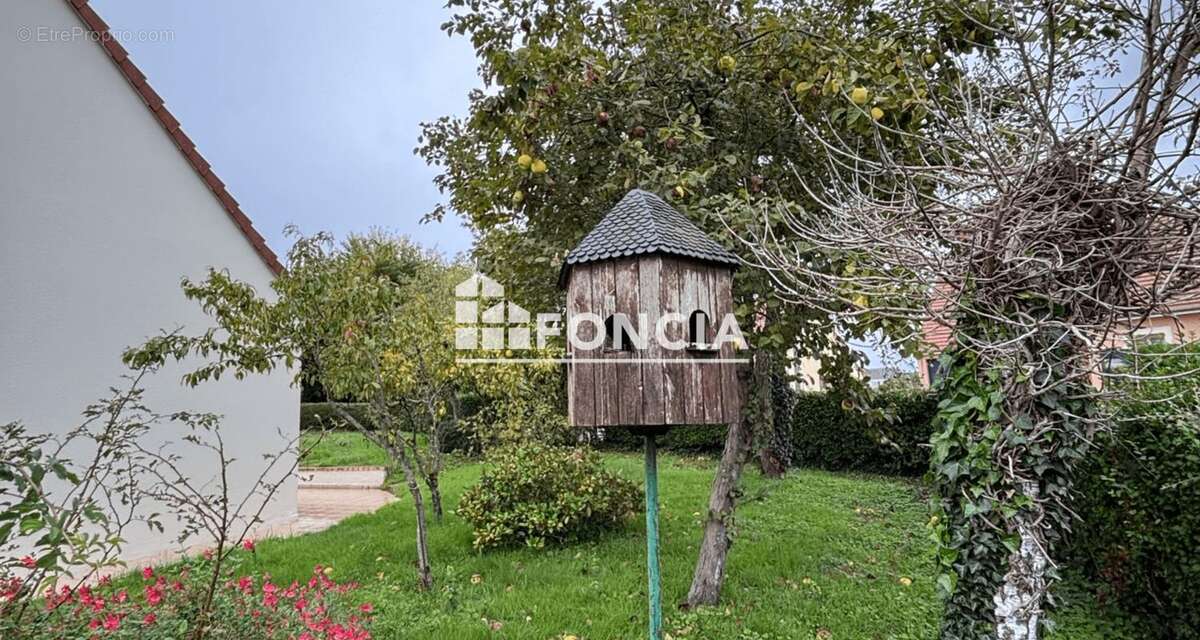 Maison à BEAUMONT-SUR-SARTHE