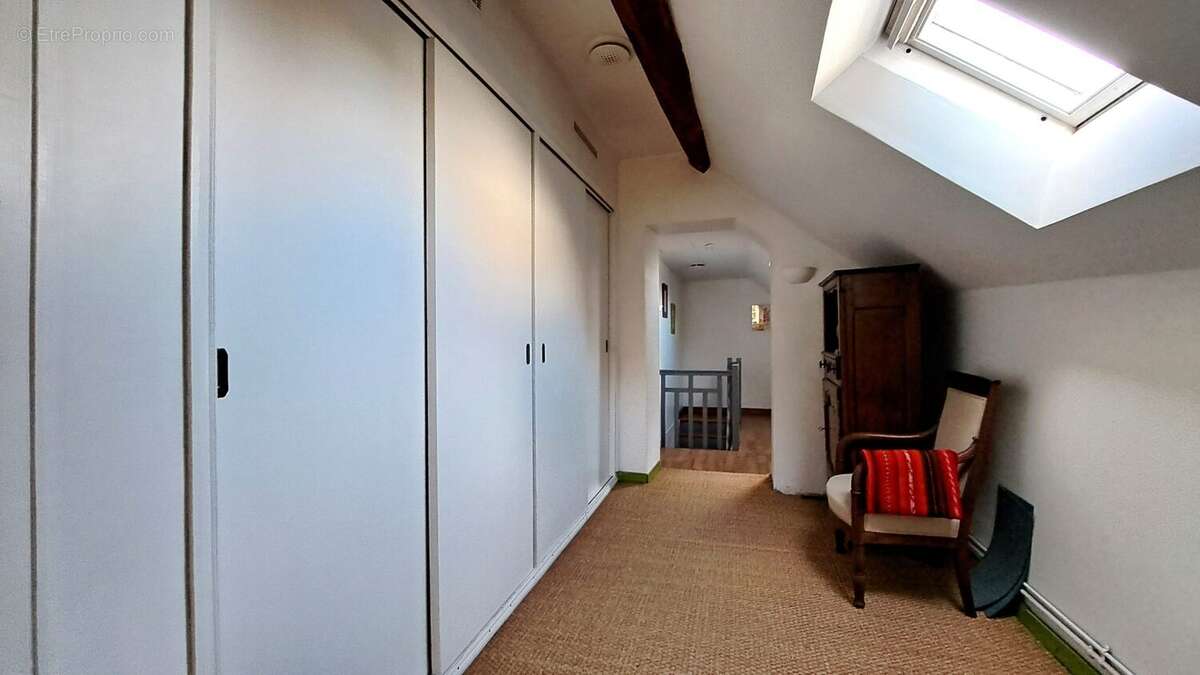 Maison à BRIIS-SOUS-FORGES