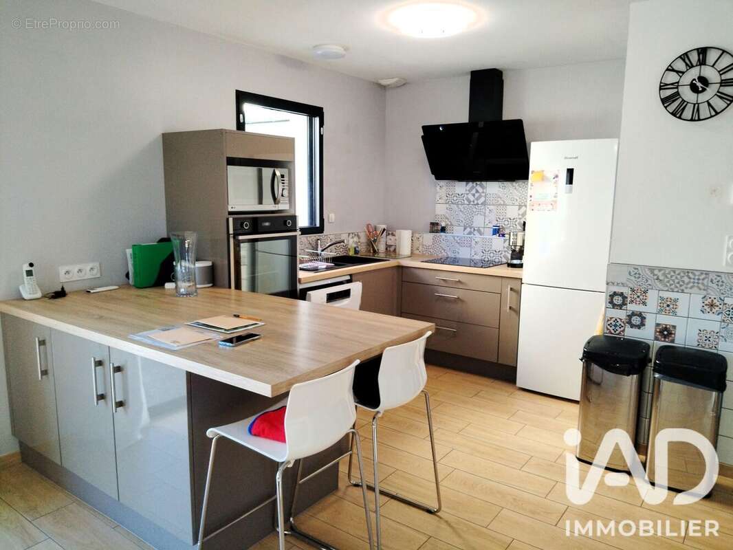 Maison 106 m² à Les Cheris  - photo 4