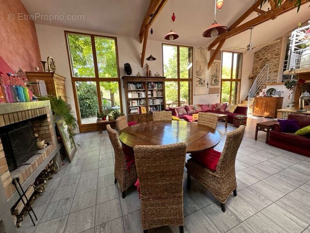 Maison à BURES-SUR-YVETTE