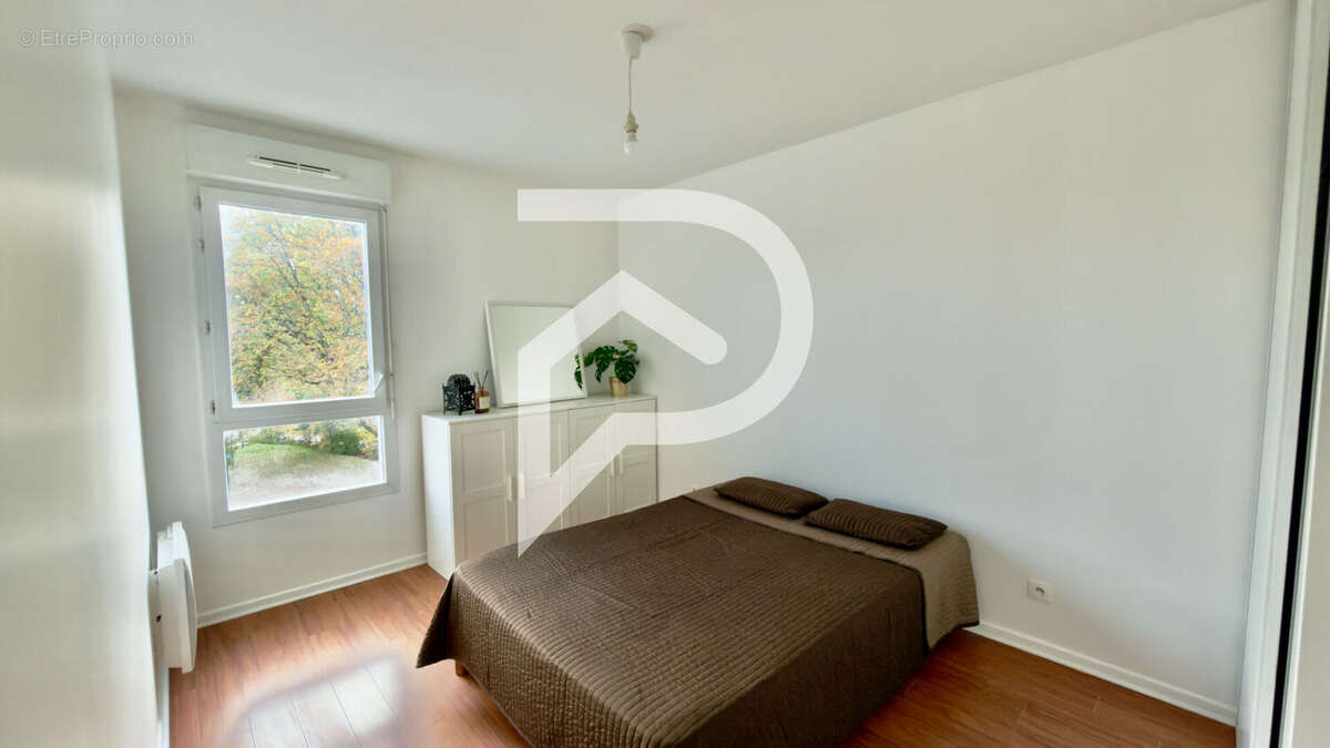 Appartement à LE BLANC-MESNIL