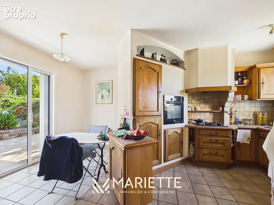 "KERBELL" Proche bourg - Maison aux beaux volumes en impasse - photo 8