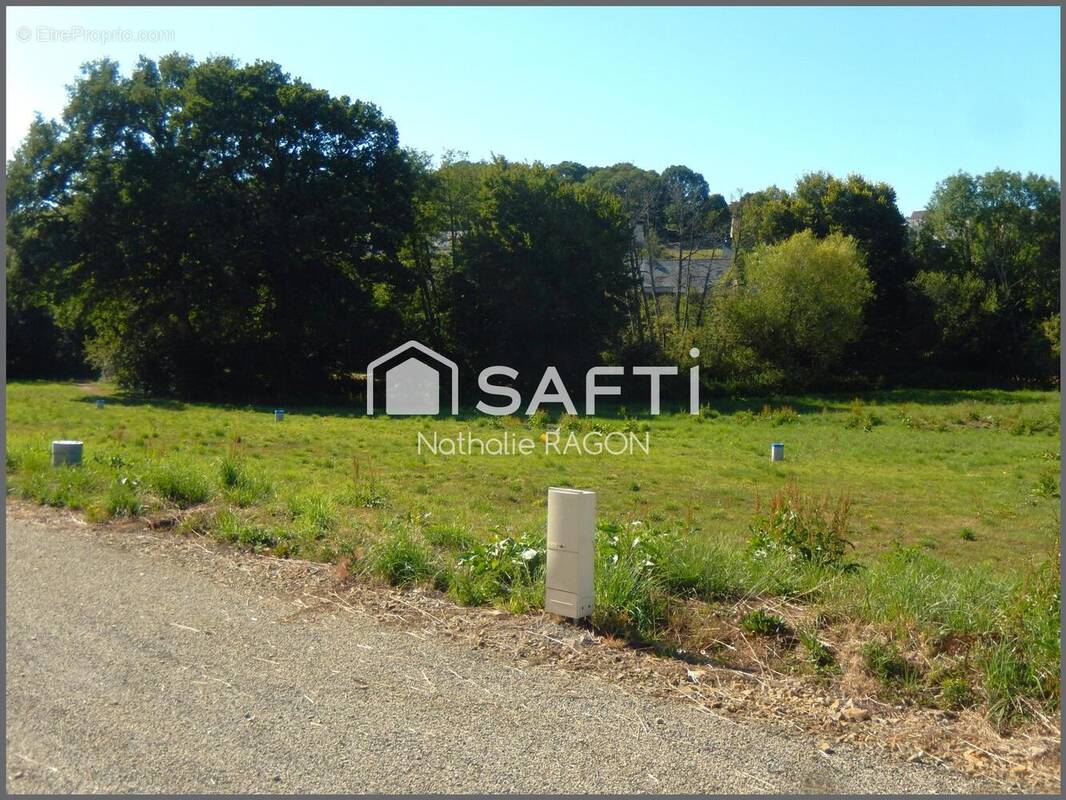Photo 1 - Terrain à MONTREUIL-SOUS-PEROUSE