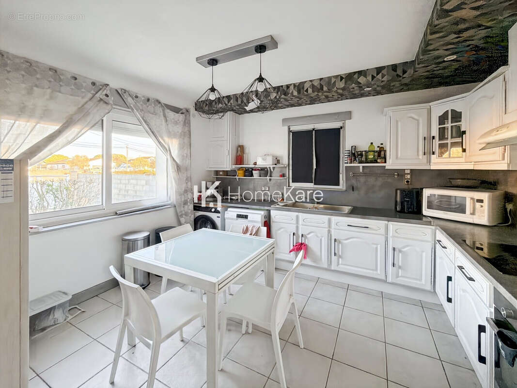 Maison à SAINT-JORY