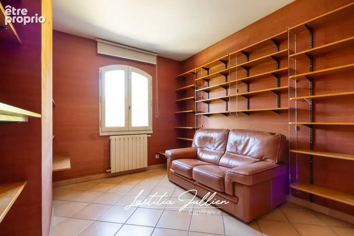 En exclusivité par Laëtitia JULLIEN – Marseille 11e – Saint-Menet – Propriété T4 de près de 150 m² habitables avec studio indépe - photo 22