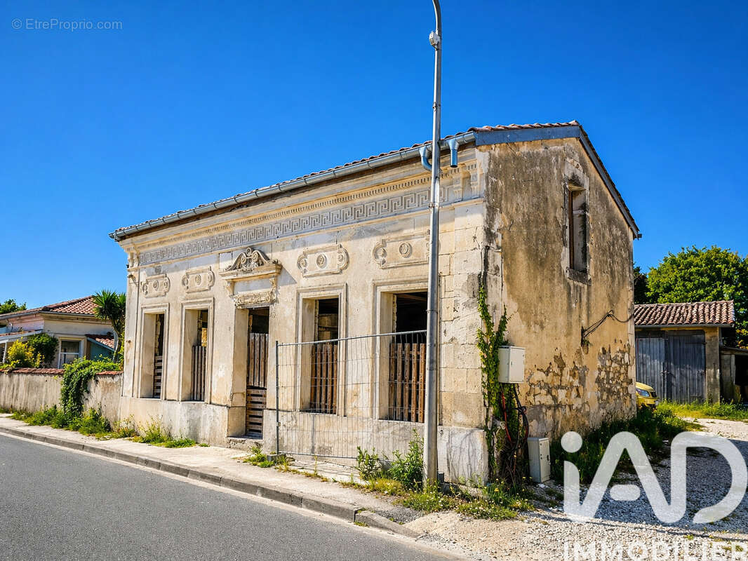 Photo 2 - Maison à TALAIS