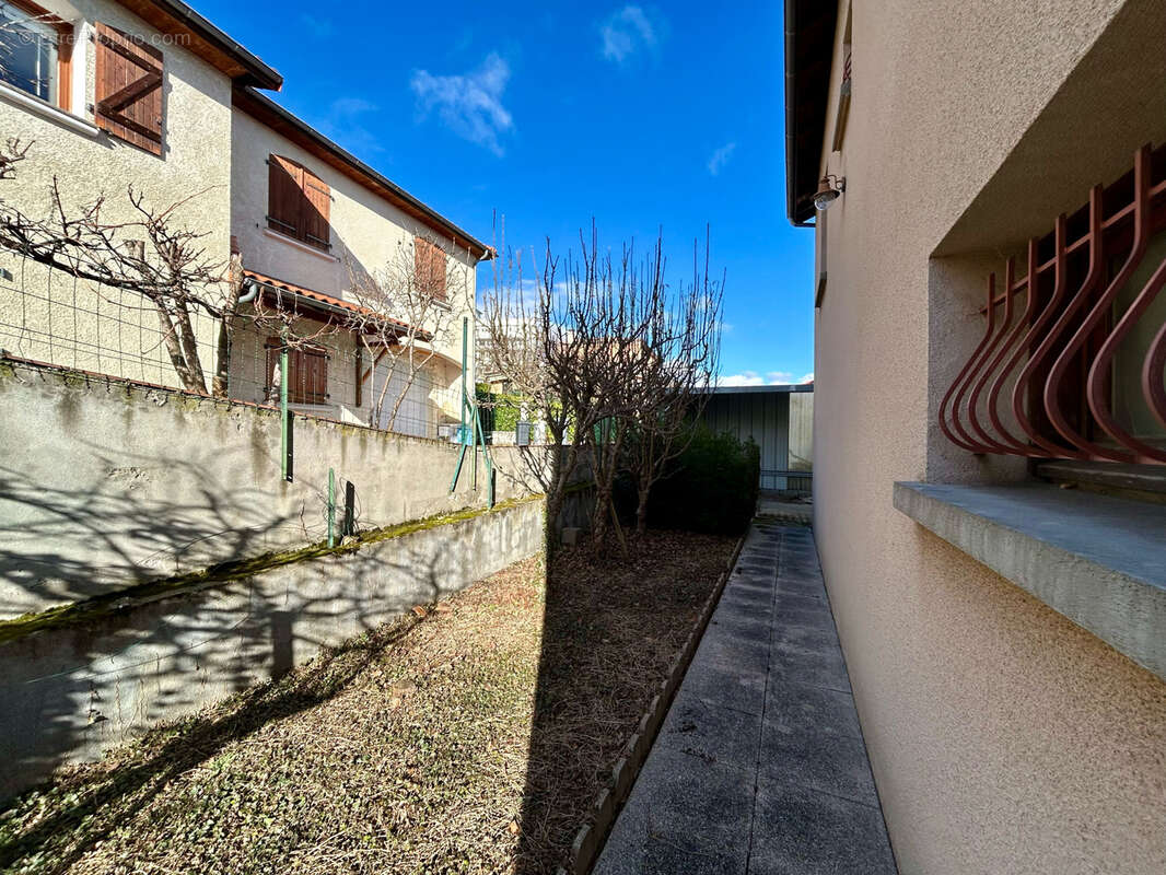 Maison à CLERMONT-FERRAND