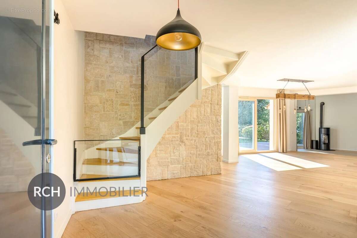 Maison à MONTFORT-L'AMAURY