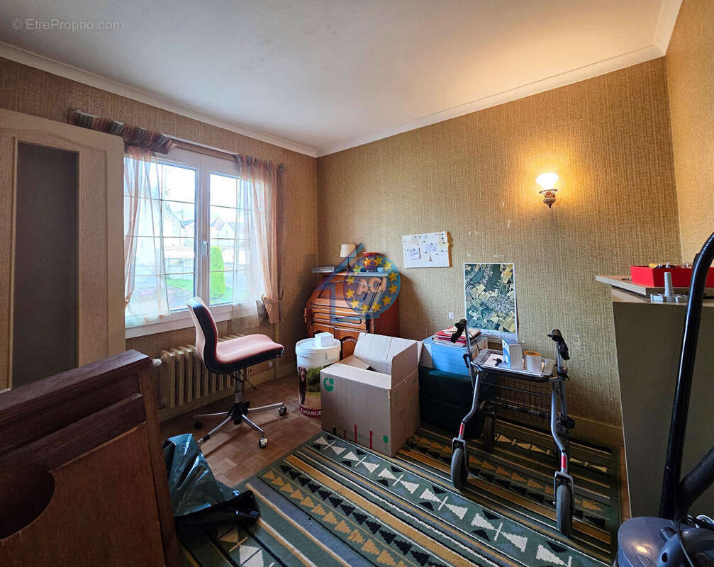 Maison à BREUIL-BOIS-ROBERT