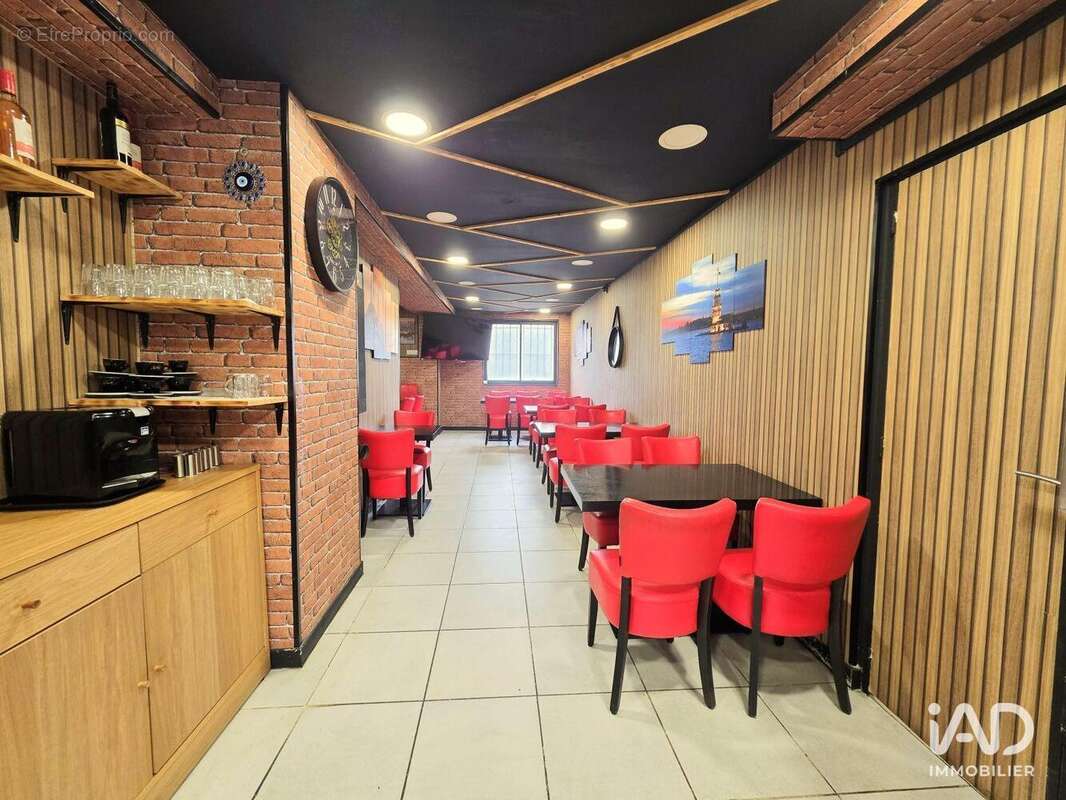 Photo 3 - Commerce à RAMBOUILLET