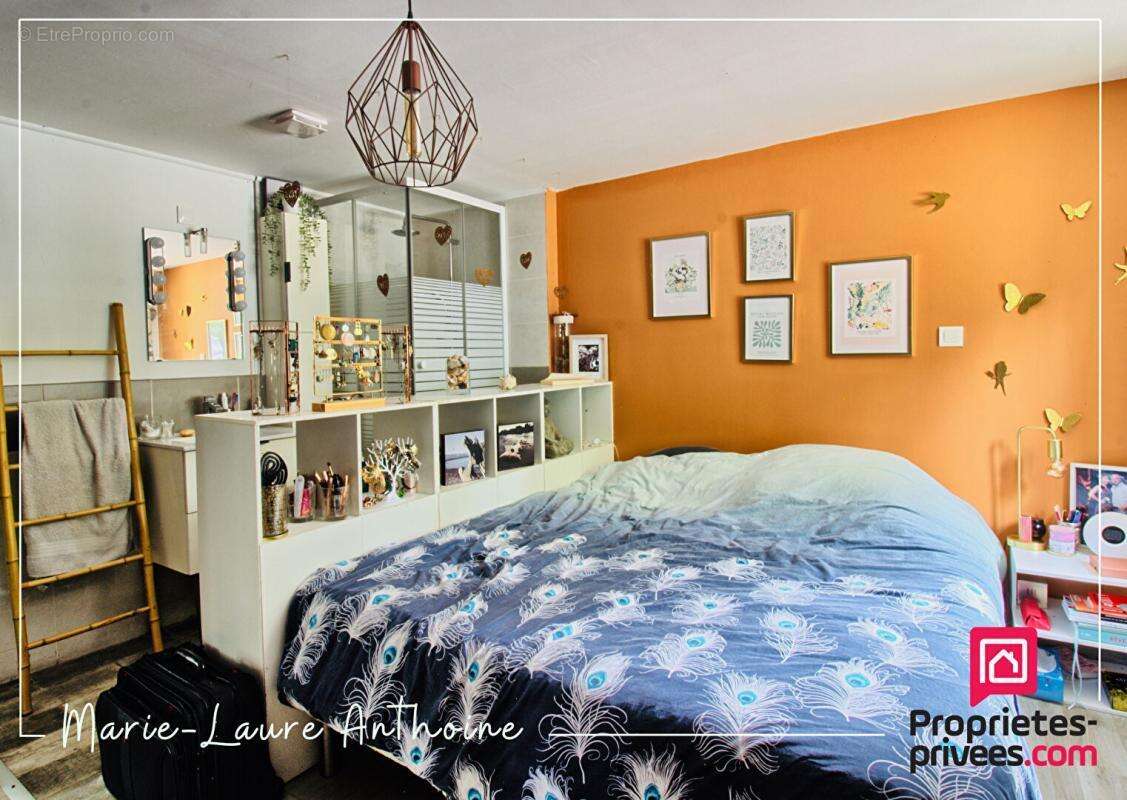 Maison à PIERRE-DE-BRESSE