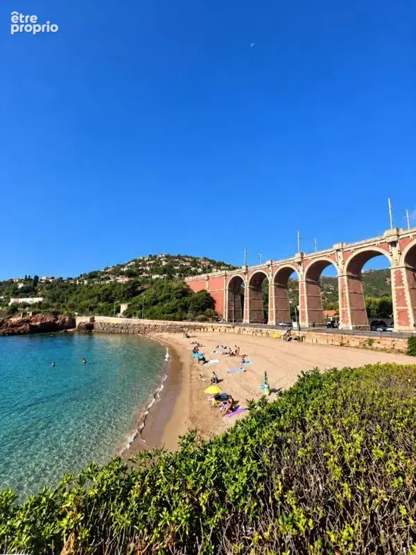Appartement à SAINT-RAPHAEL