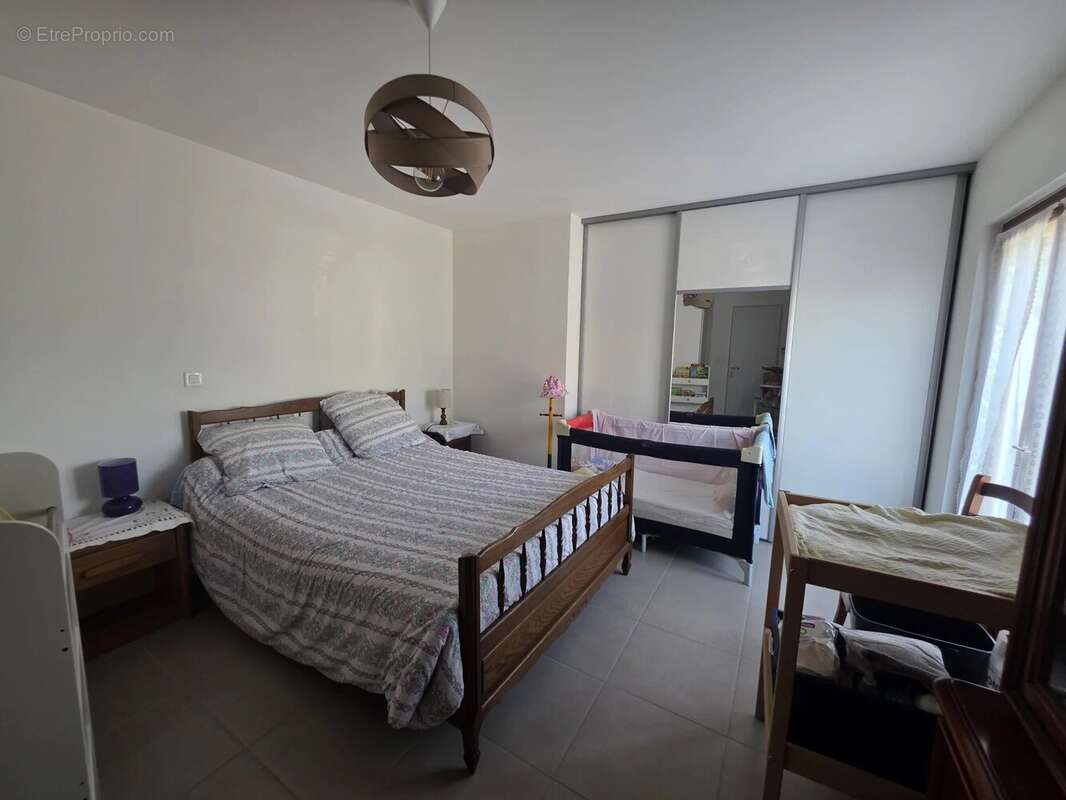 Cruas - villa familiale dans quartier résidentiel - photo 4
