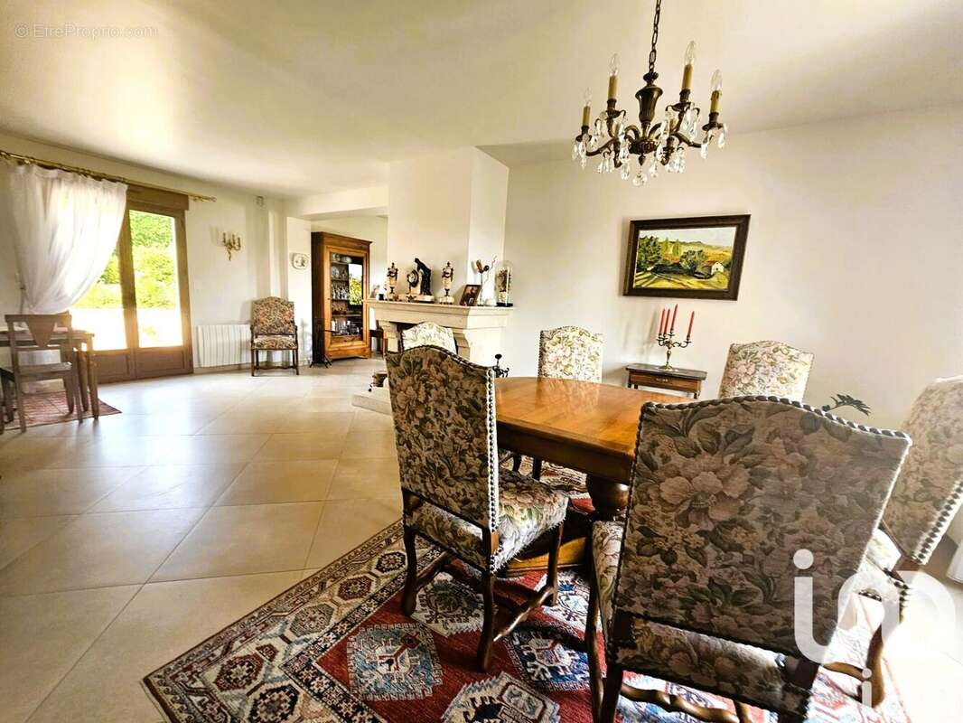 Photo 3 - Maison à SAINT-CHERON