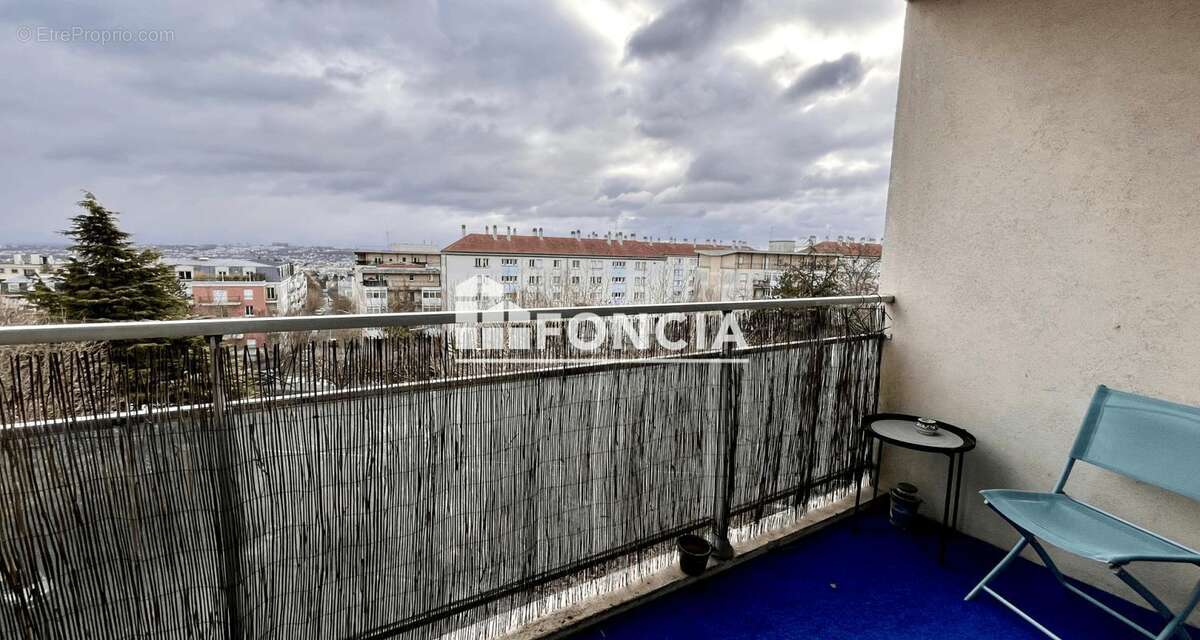 Appartement à NOGENT-SUR-MARNE