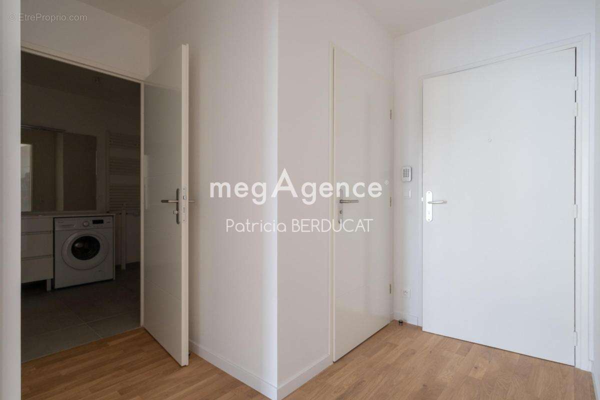 Appartement à SAINT-MAUR-DES-FOSSES