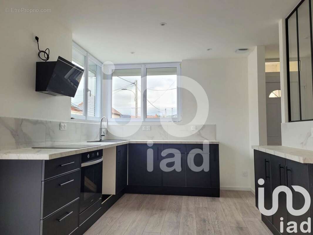 Photo 3 - Maison à MONTLUCON