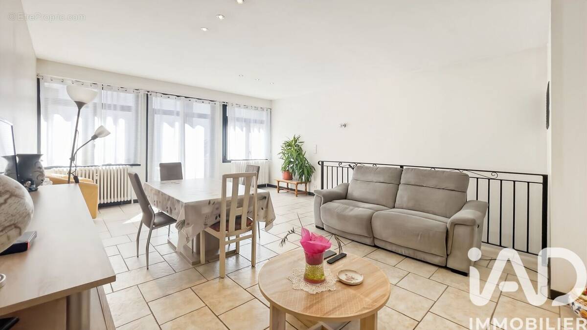 Photo 1 - Appartement à ALLEVARD