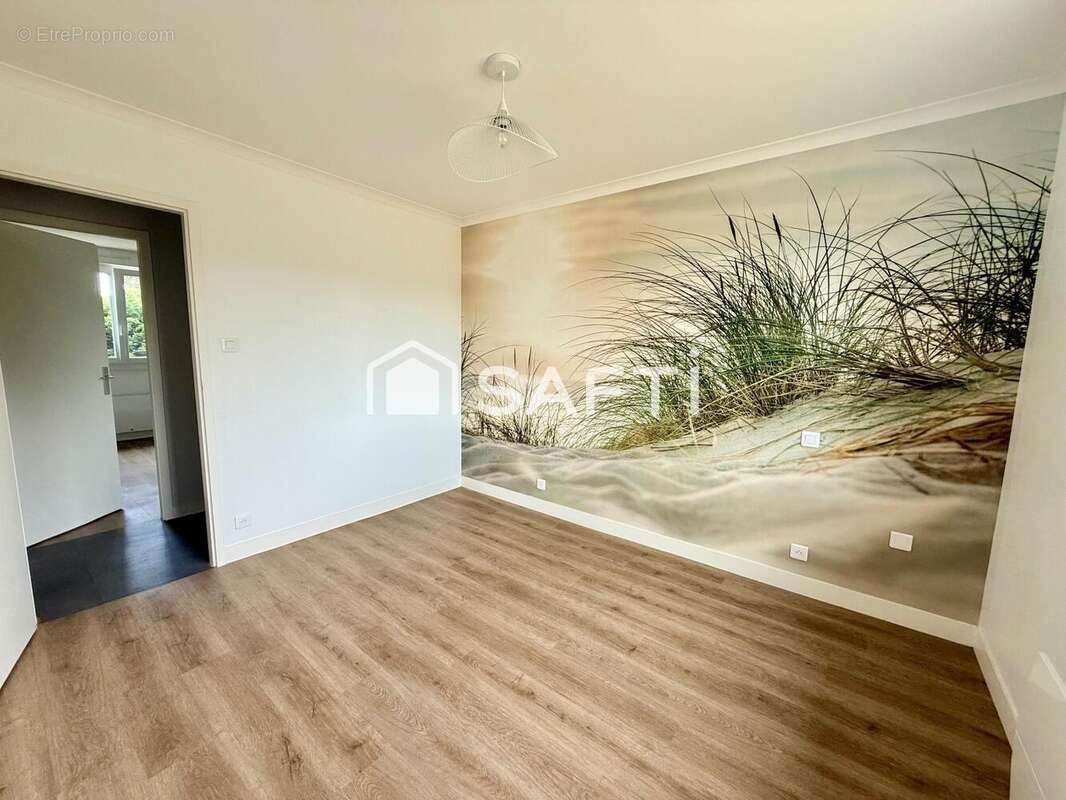 Maison 76 m² à Camiers  - photo 5