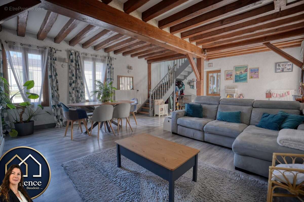 Maison 130 m² à Mondonville-Saint-Jean  - photo 4
