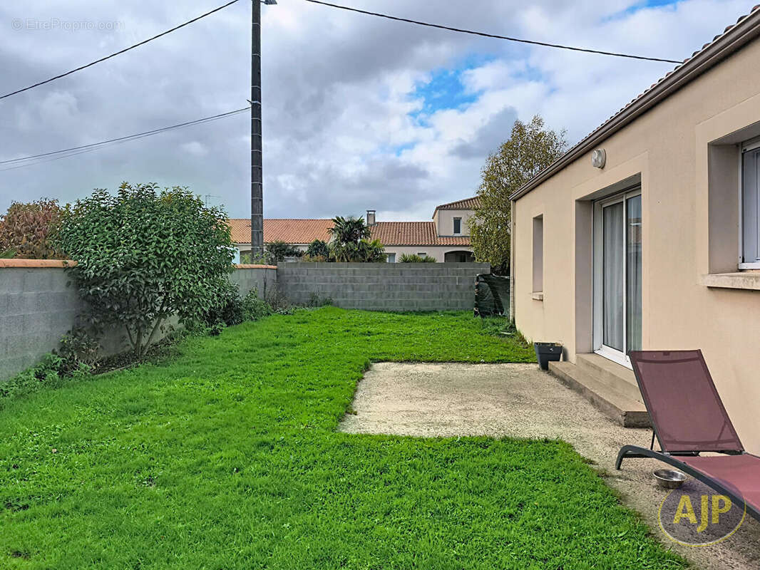 Maison à TREIZE-SEPTIERS