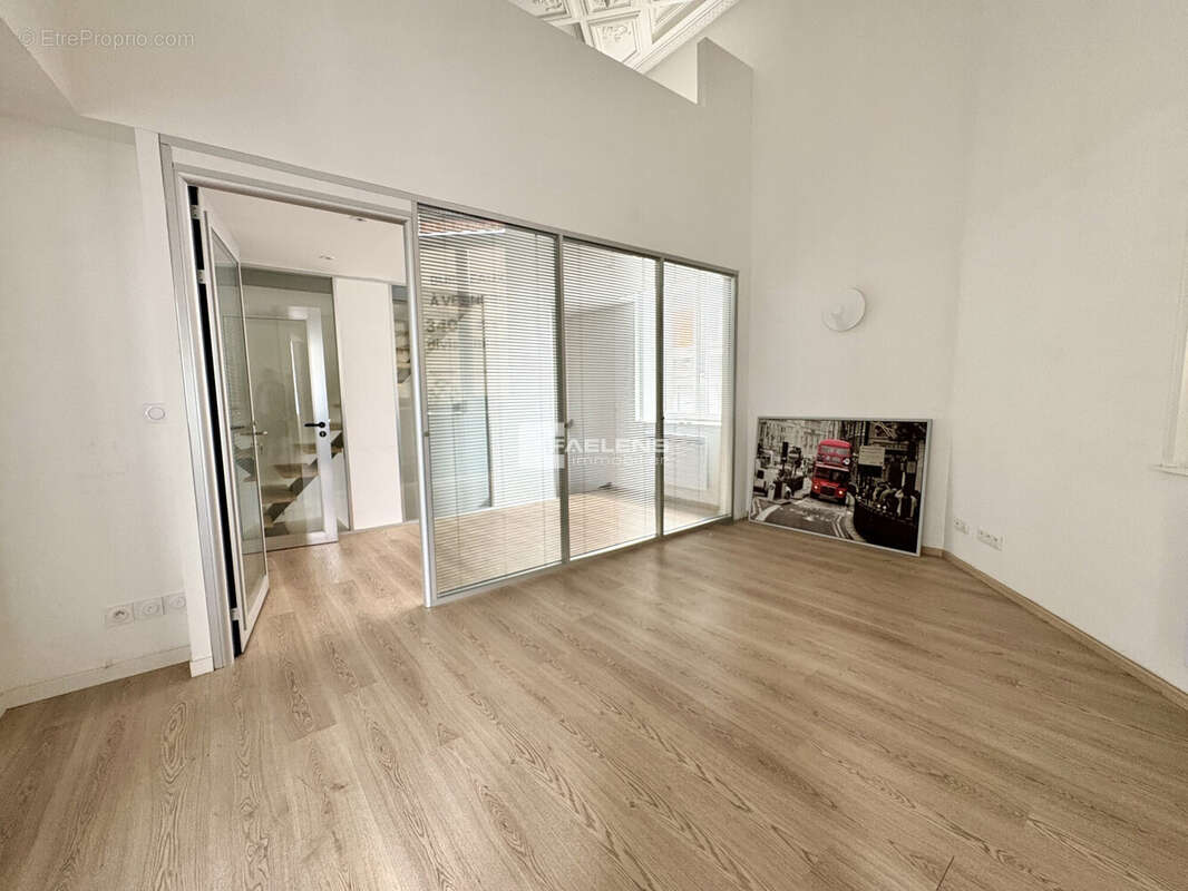 Appartement 120 m² à Lille  - photo 2