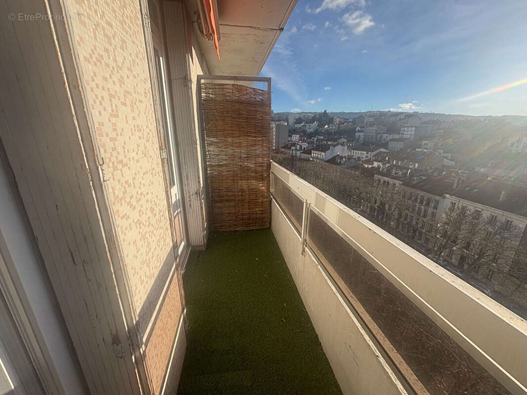 Appartement à SAINT-ETIENNE