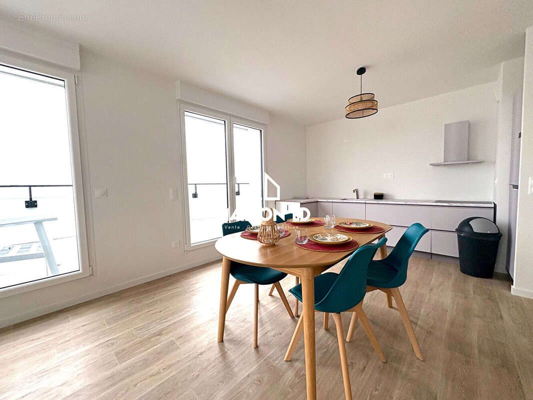 Appartement à FLEURY-SUR-ORNE