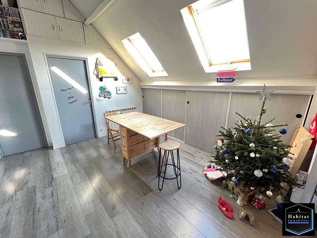 Appartement à NANTEUIL-LE-HAUDOUIN